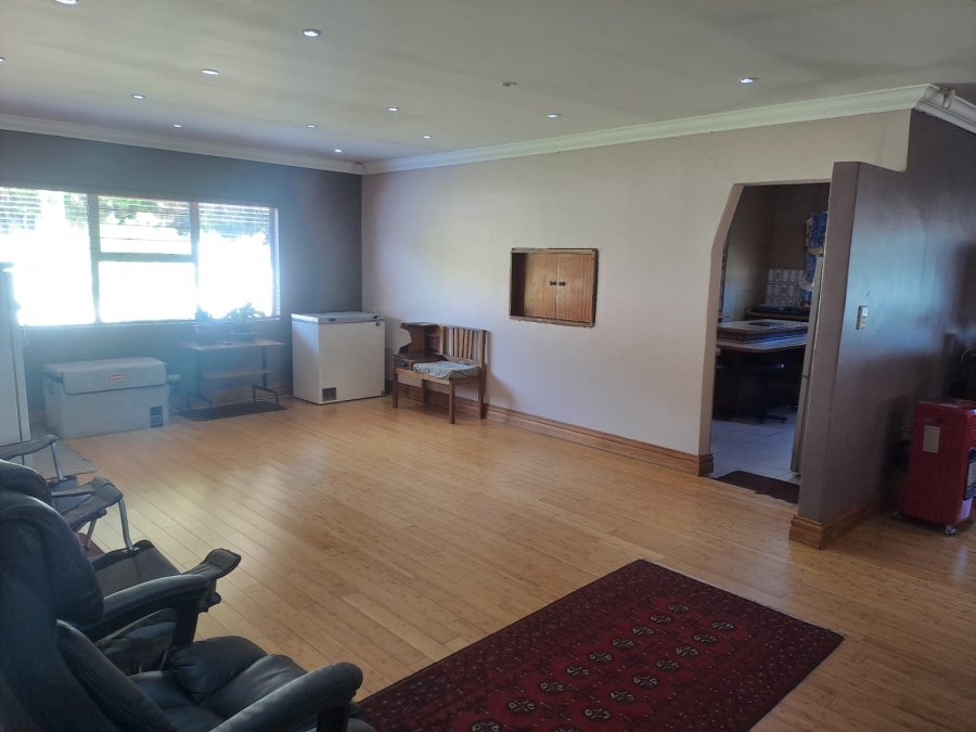 4 Bedroom Property for Sale in Jan Cillierspark Free State